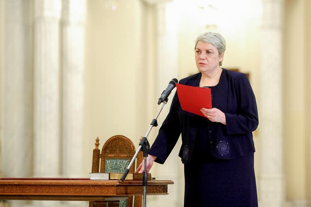 Sevil Shhaideh is sworn in for the position of minister for regional administration and public administration, in Bucharest, Romania, May 20, 2015.