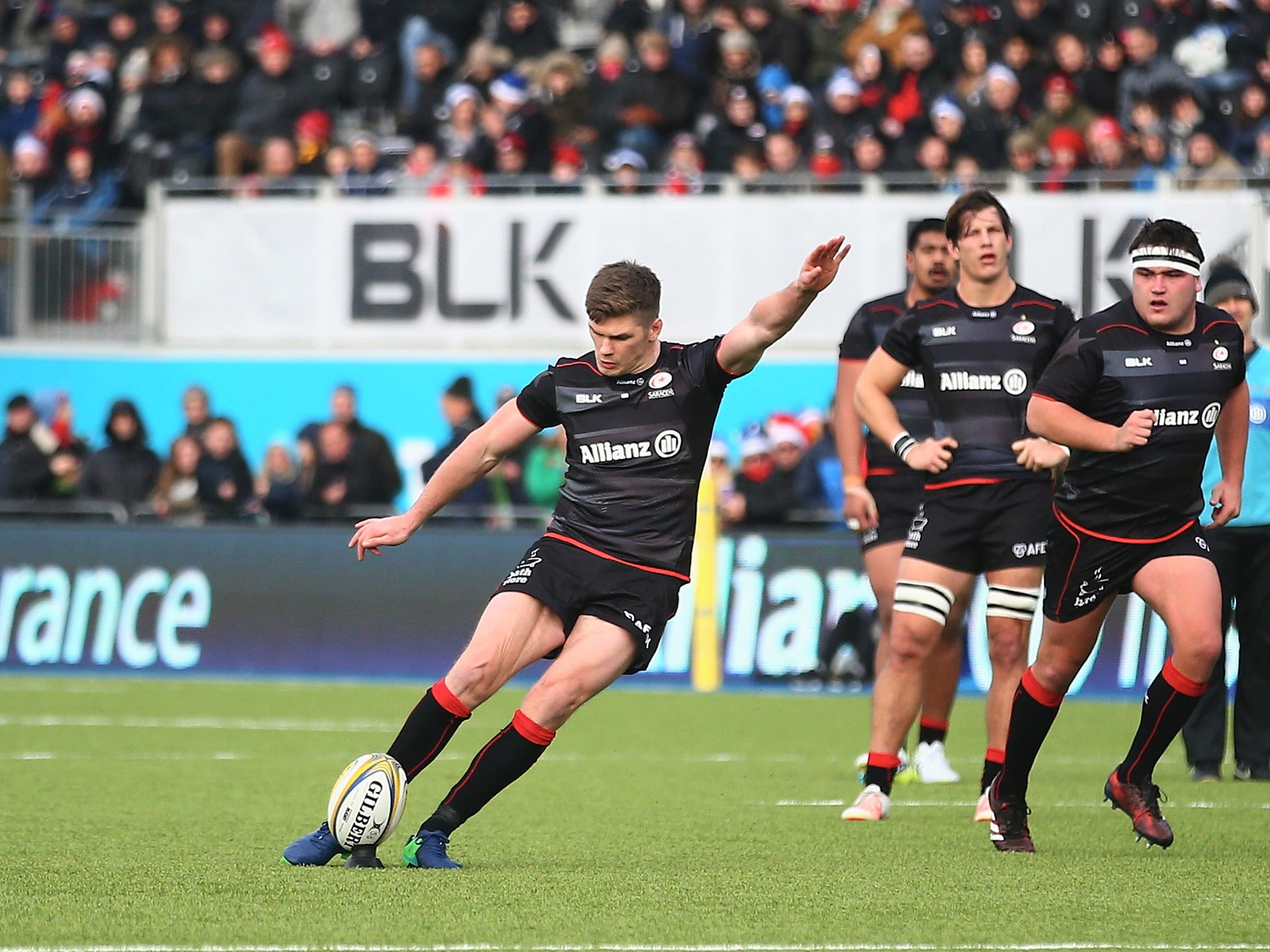 Farrell's kicking helped extend Saracens' lead