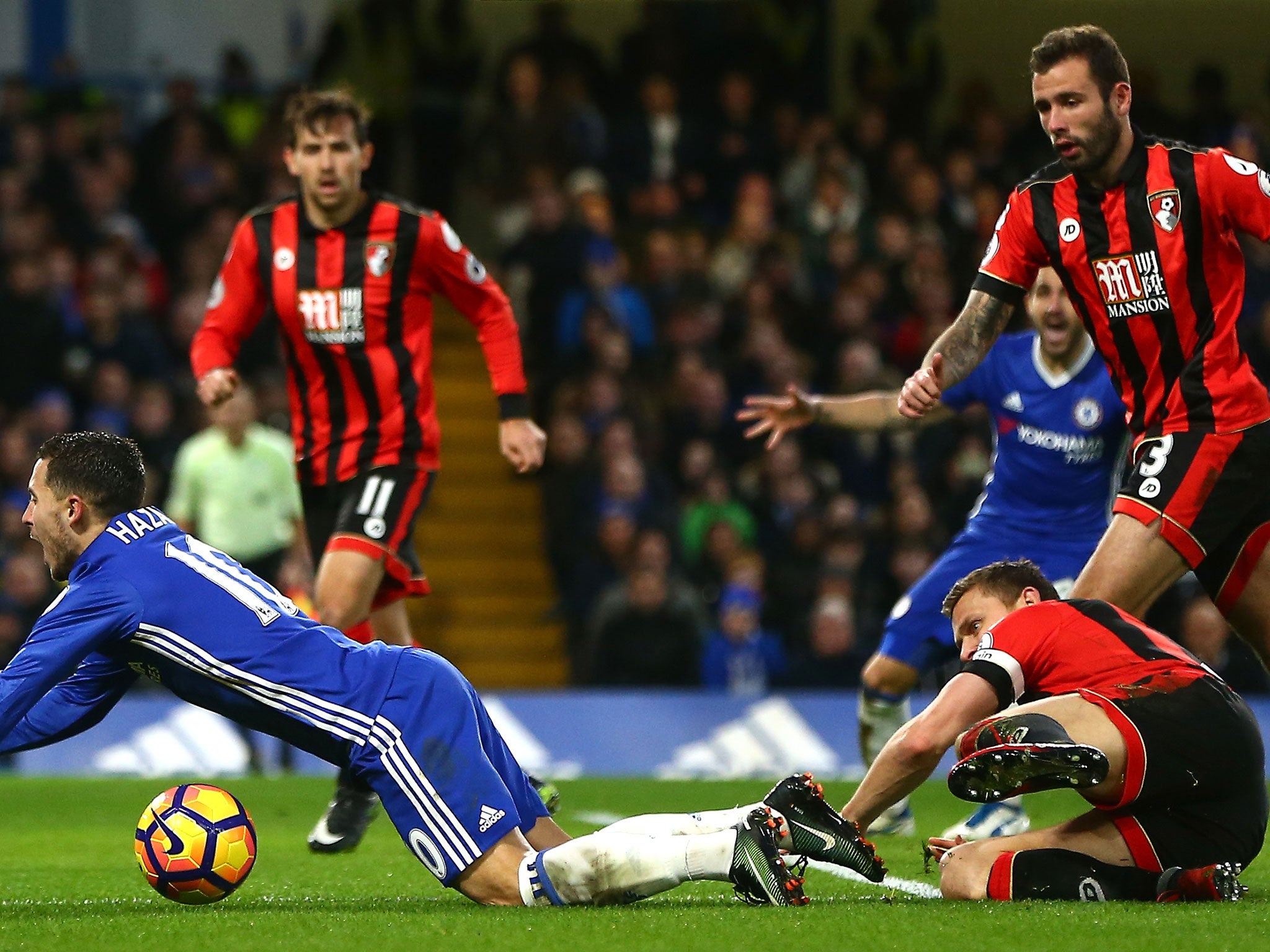 Simon Francis conceded the penalty by bringing down Hazard