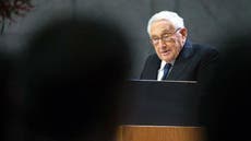 Kissinger 'advises Donald Trump to accept' Crimea as part of Russia