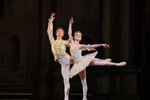 Vadim Muntagirov as Prince Florimund and Sarah Lamb as Princess Aurora in The Sleeping Beauty
