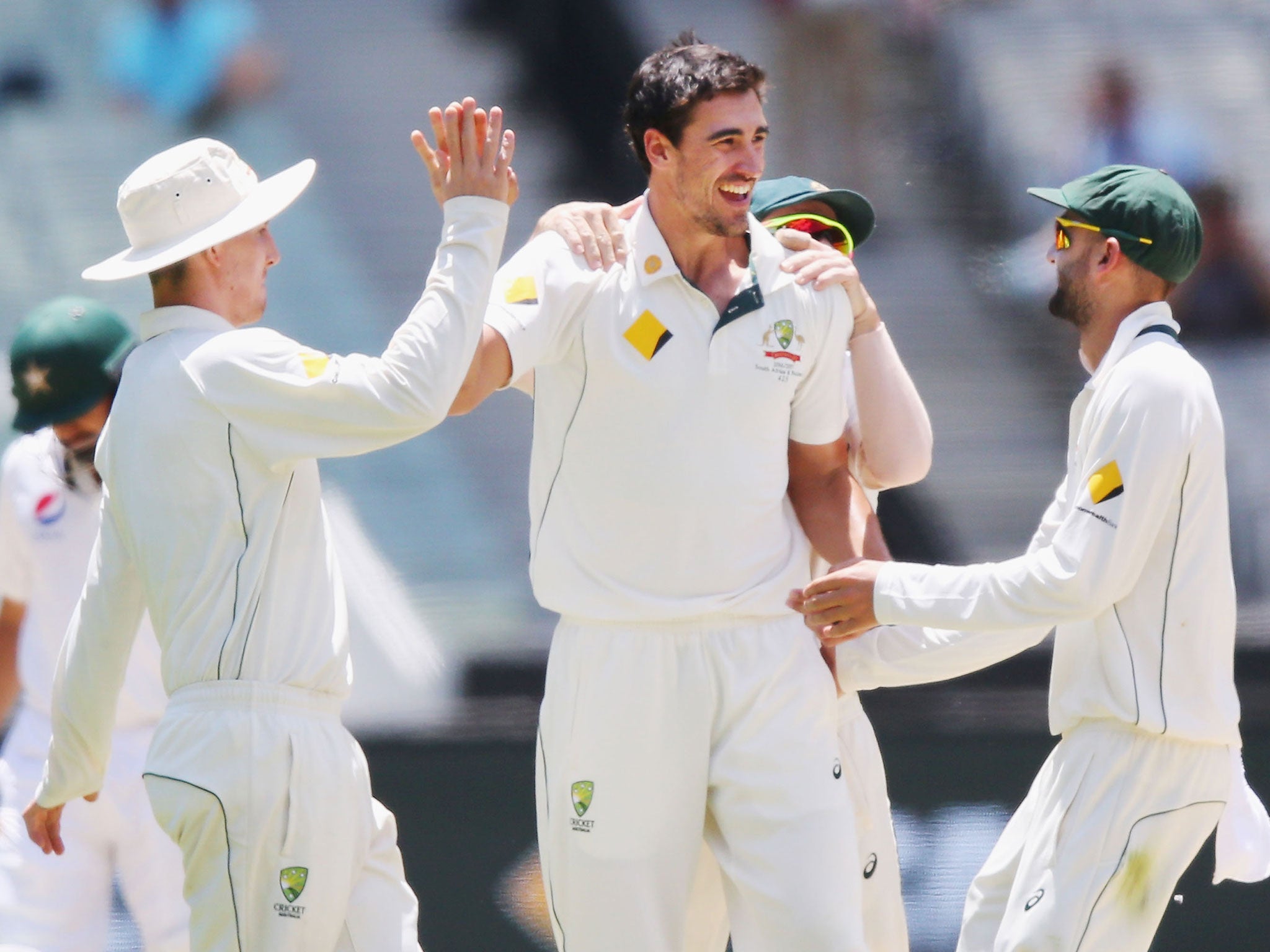 Australia dismissed Pakistan for just 163 in their second innings