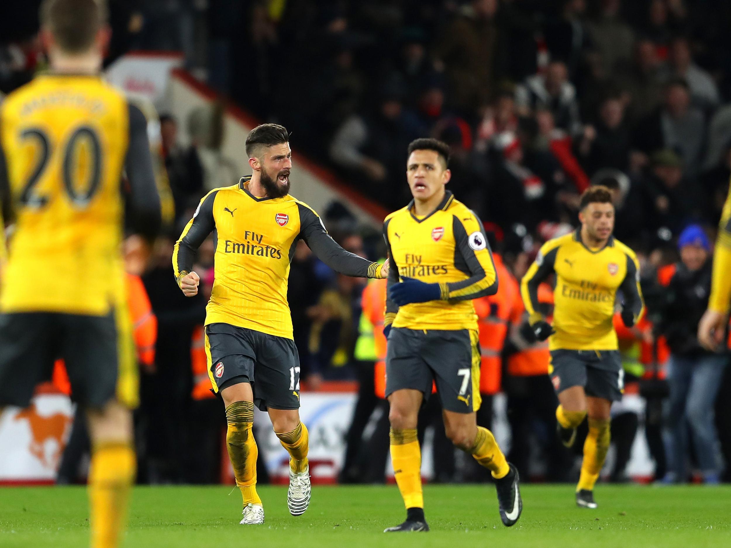 Alexis Sanchez was unimpressed by his teammates for wasting time celebrating