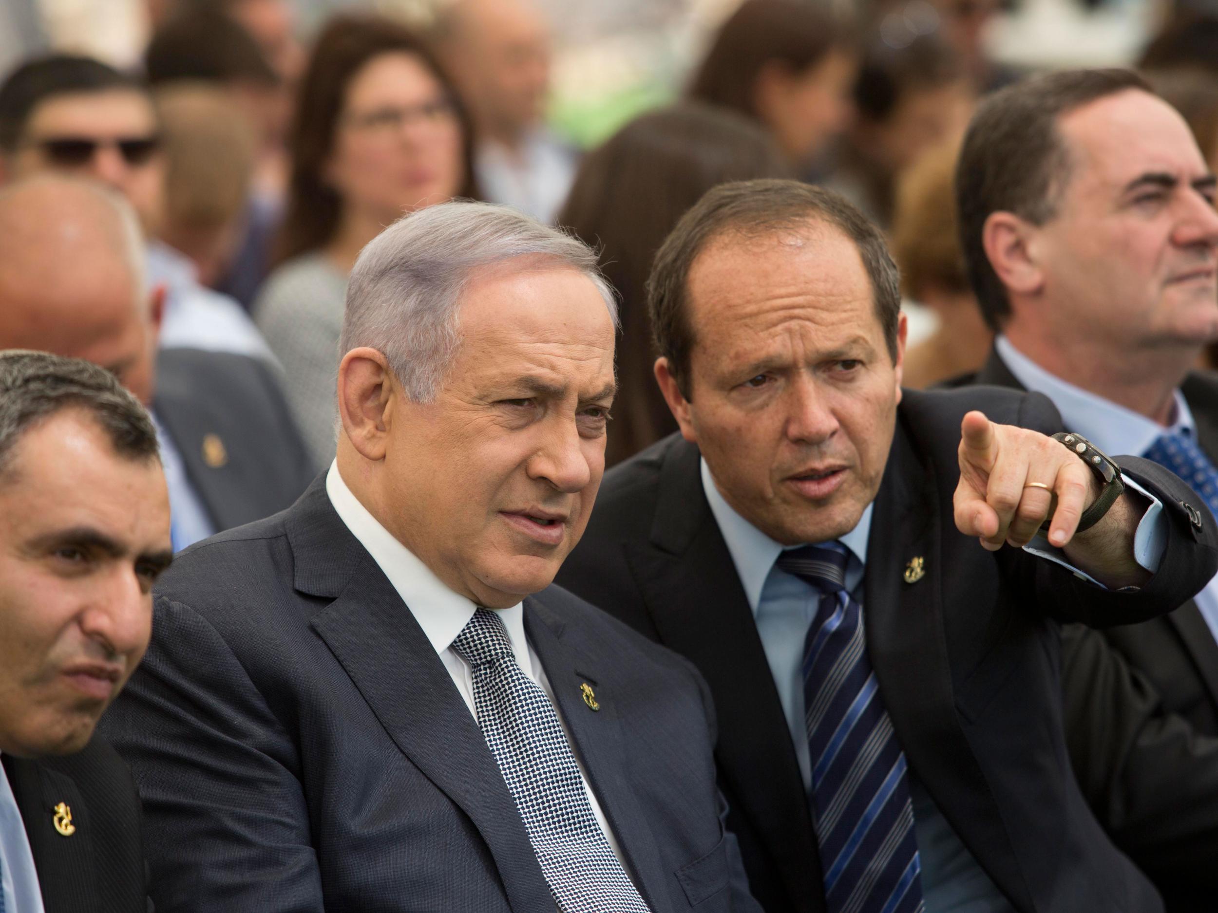 Israeli Prime Minister Benjamin Netanyahu (2nd from left) and Jerusalem mayor Nir Barkat (2nd from right) Abir Sultan/AFP/Getty