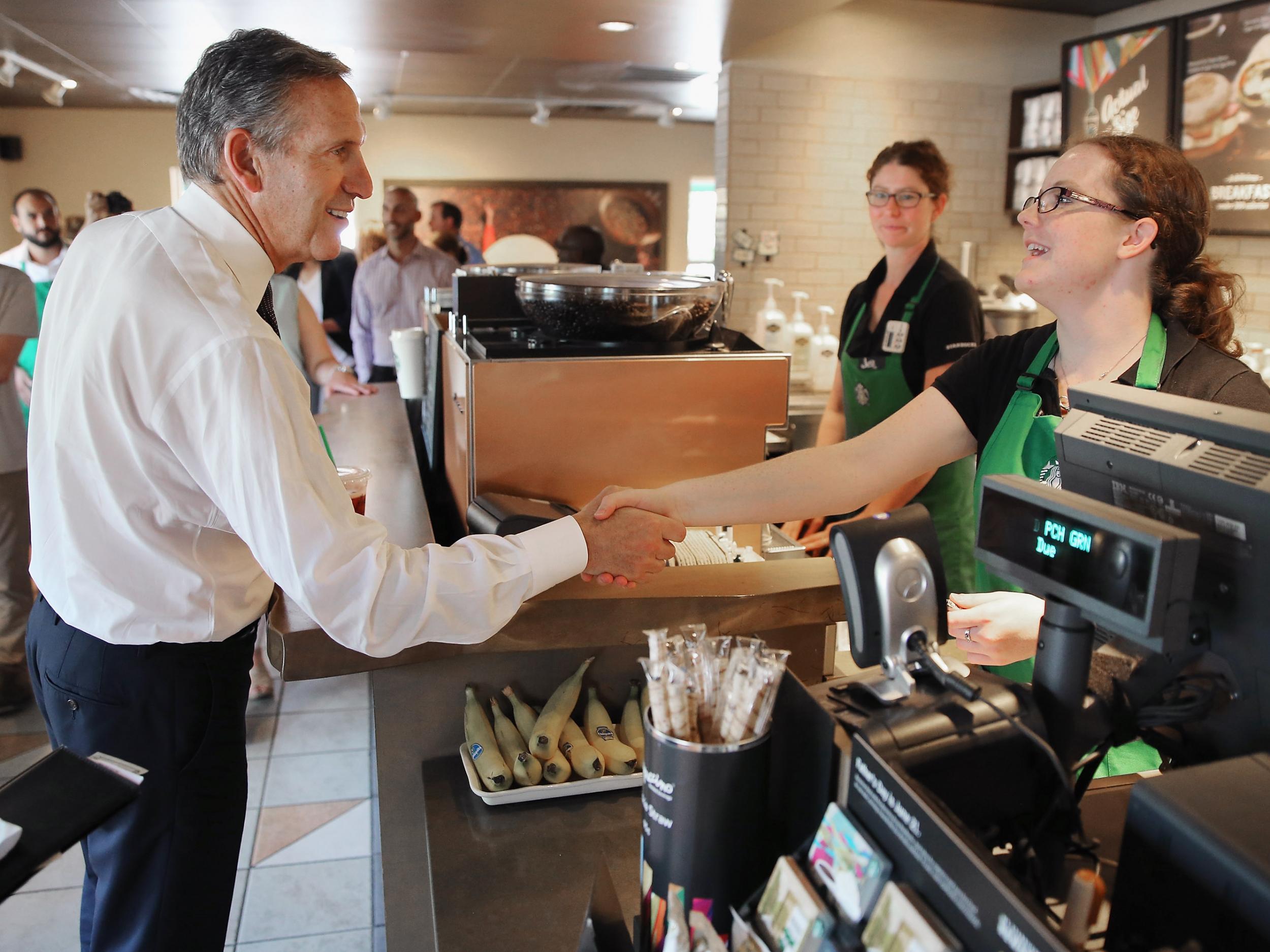 Starbucks' chief executive Howard Schultz, on Sunday, said that the coffee giant will hire 10,000 refugees over the next five years