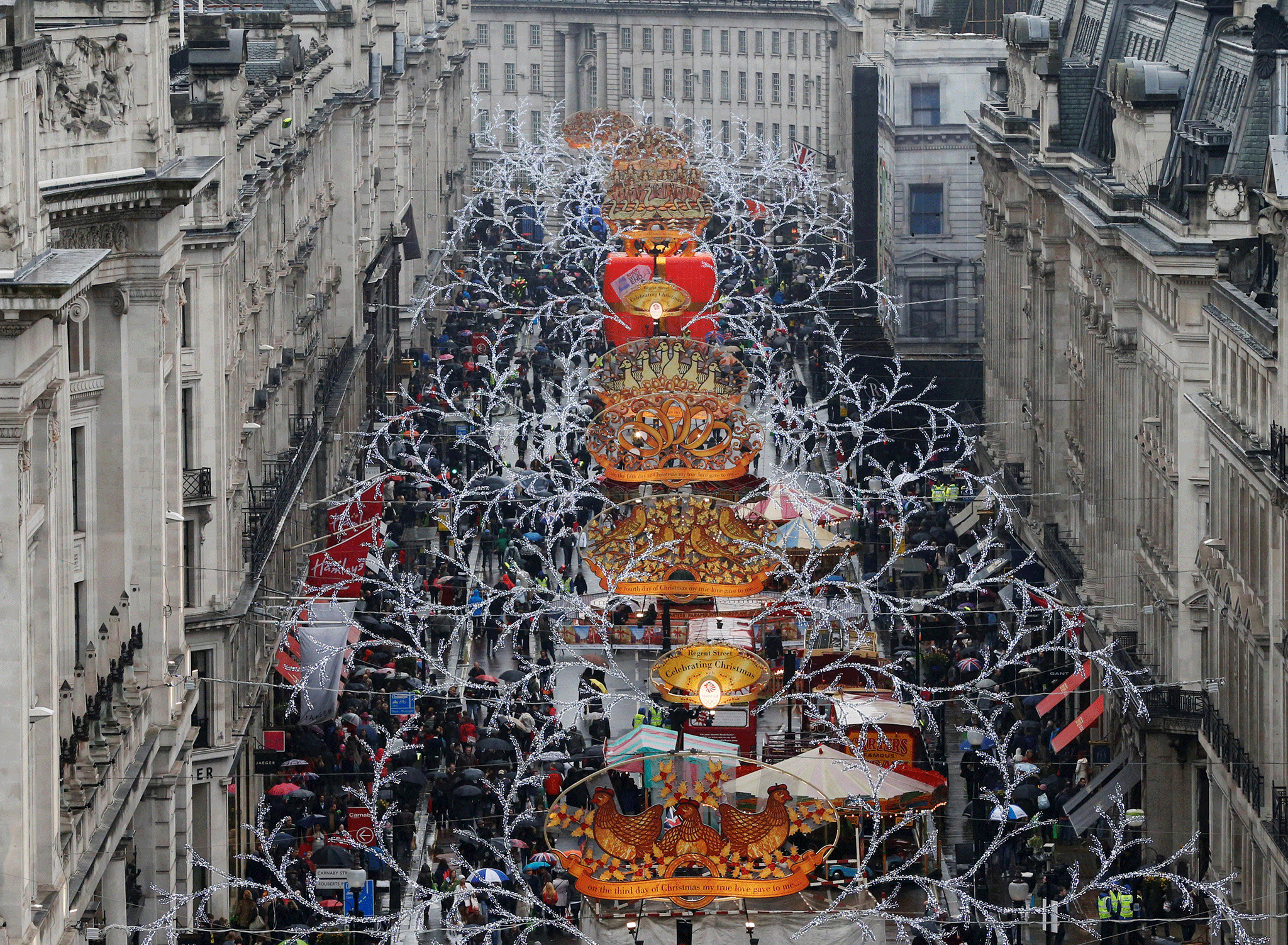 High street names have had a torrid year and had hoped Christmas spending would pull them out of it