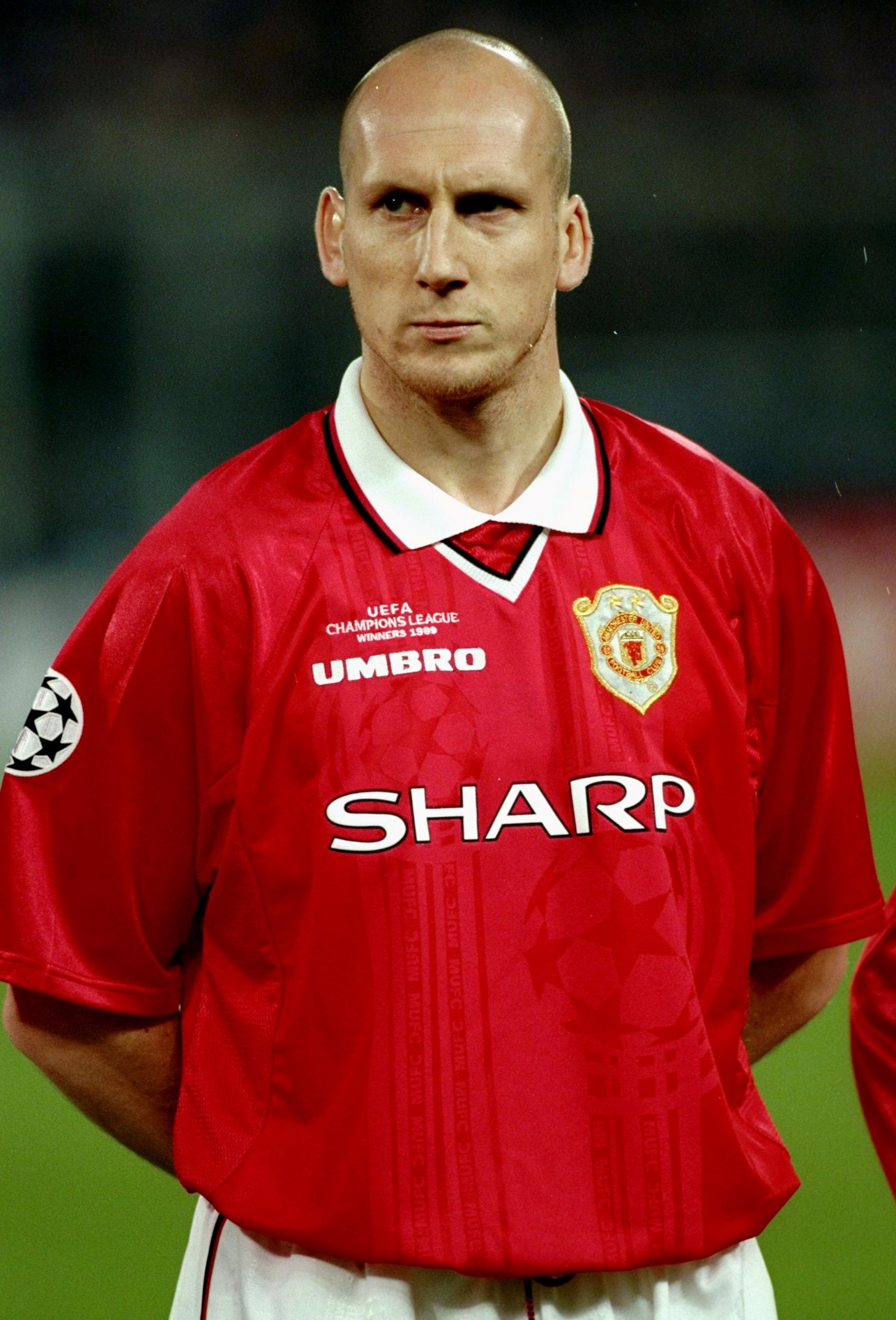 Jaap Stam before a Manchester United game in 1999