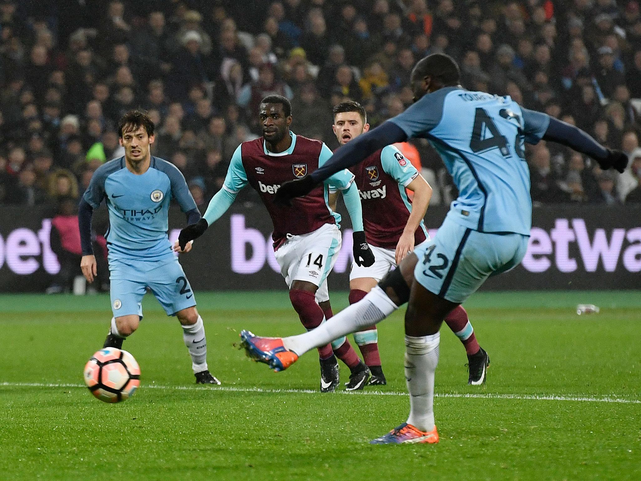 Yaya Toure converts from the spot (Getty)