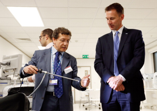 Jeremy Hunt, Health Secretary (right), visits University College Hospital