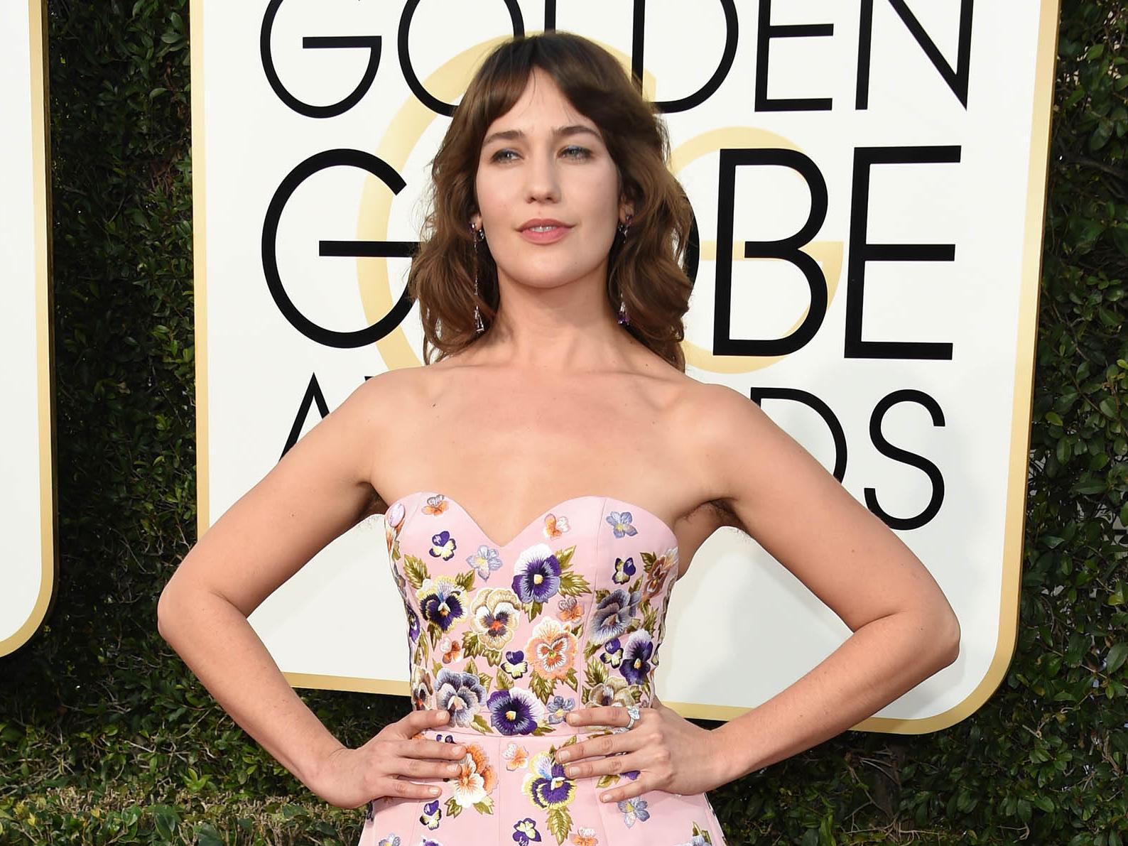 Lola Kirke at the Golden Globes