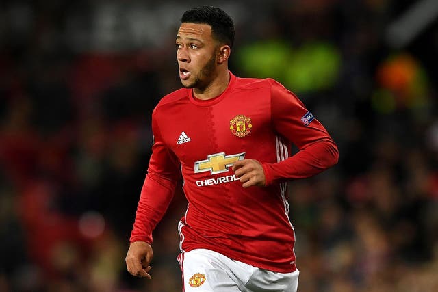 Memphis Depay is still wanted by Everton, but only if Manchester United agree to a loan move