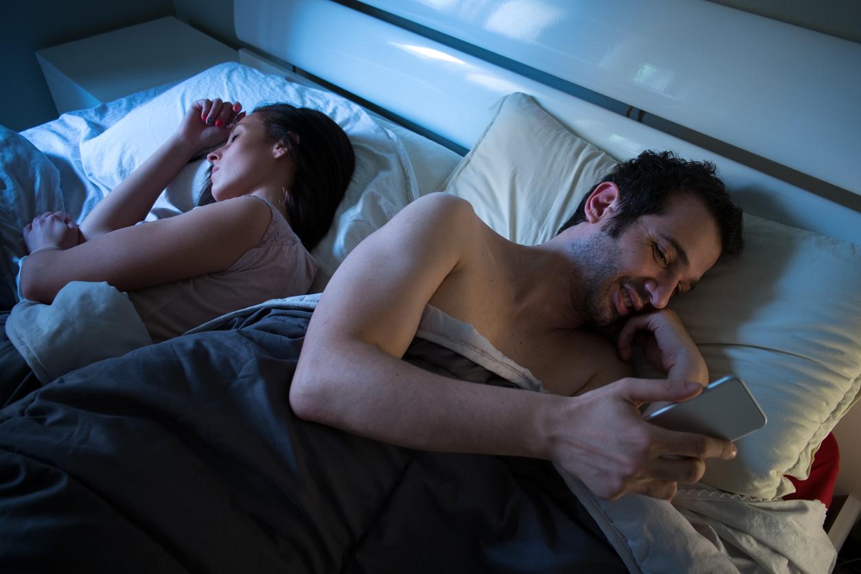 Infidelity Sex Party - Cheaters now have a whole array of mobile apps to hide their ...