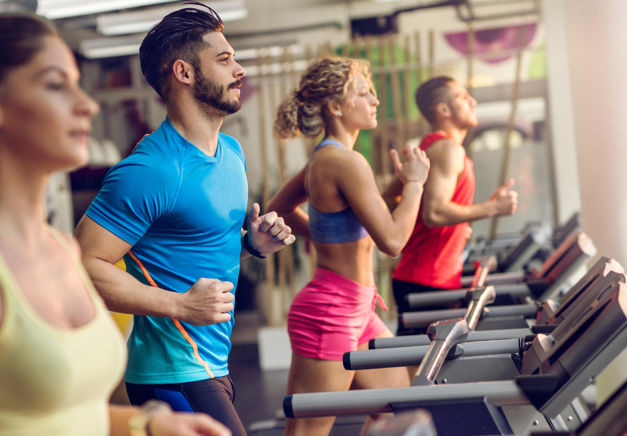 How To Know If Someone At The Gym Likes You