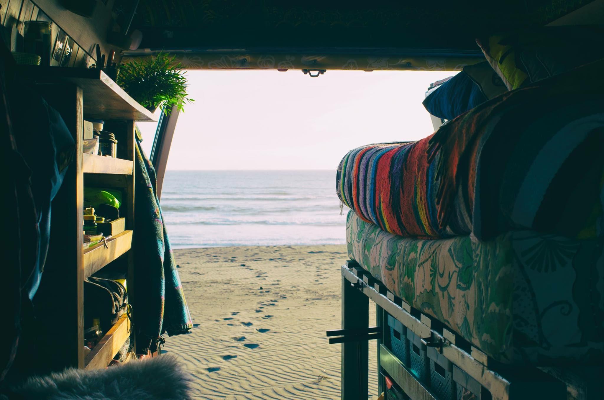 Waking up on the Oregon coast (Instagram/@optimistphoto )