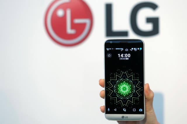LG took an enormous risk with last year's modular G5, and it didn't pay off
