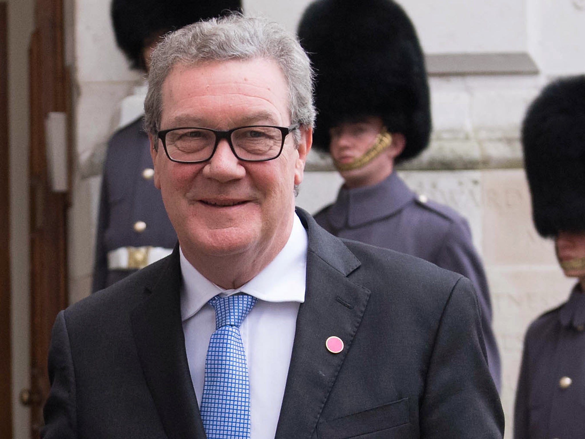 Alexander Downer was formerly the Australian high commissioner to the UK