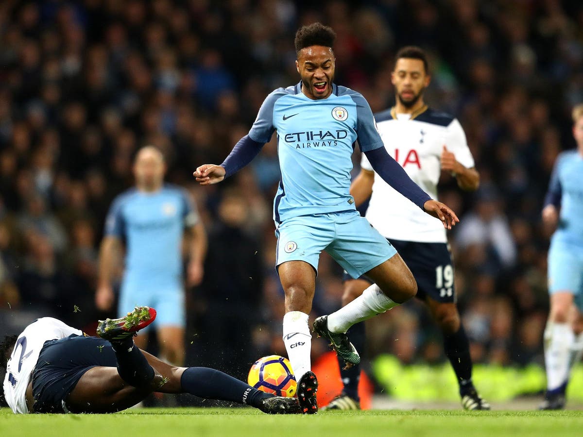 Manchester city vs tottenham live. Man City vs Tottenham Live Stream. Raheem Sterling vs Ronaldo.