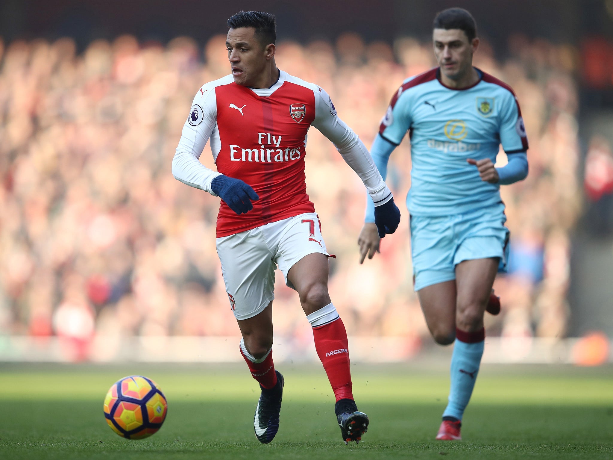 Alexis Sanchez is looking to score for the third consecutive game