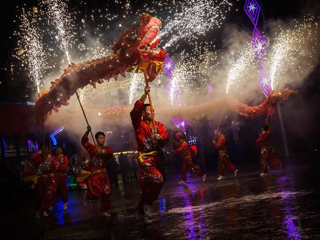 Chinese Near Year is the longest national holiday in China and New Year's day is the most important date in the Chinese calendar