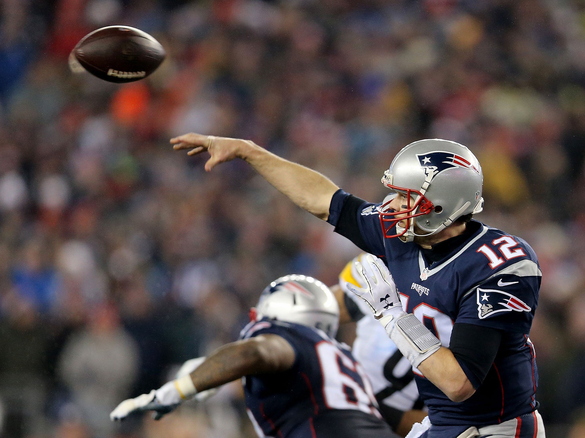 Brady and Patriots win AFC, crush Steelers 36-17