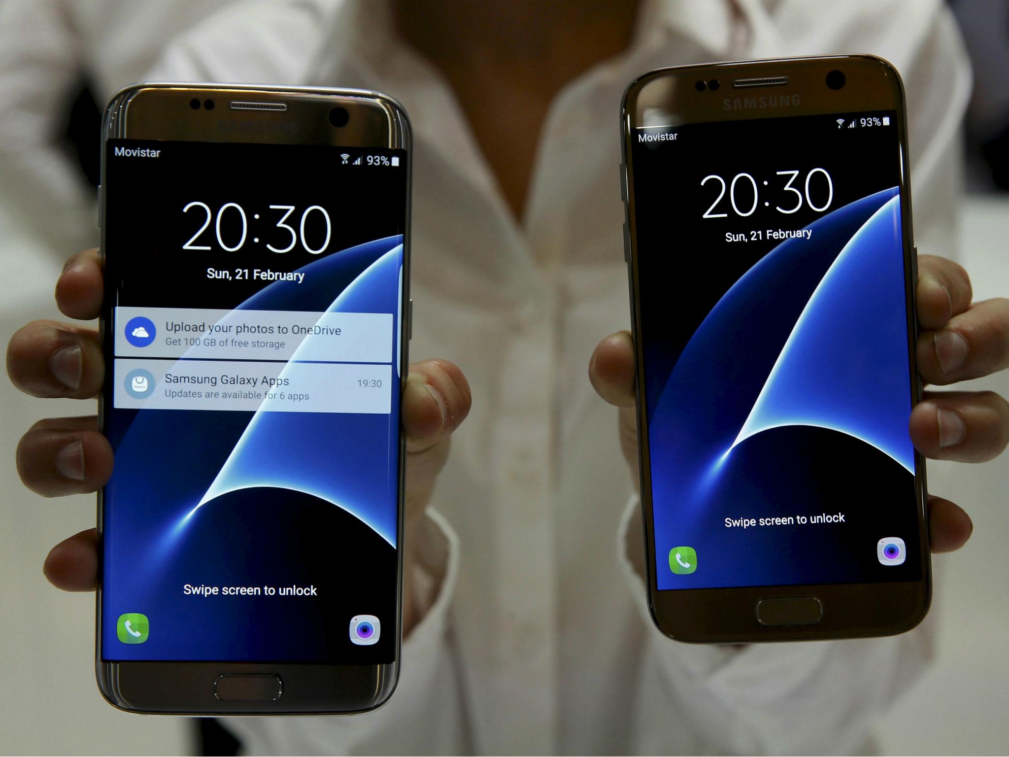 The Galaxy S7 came in both curved and flat-screen options, but rumours suggest the S8 will not