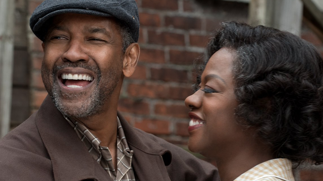 Denzel Washington and Viola Davis in 'Fences'