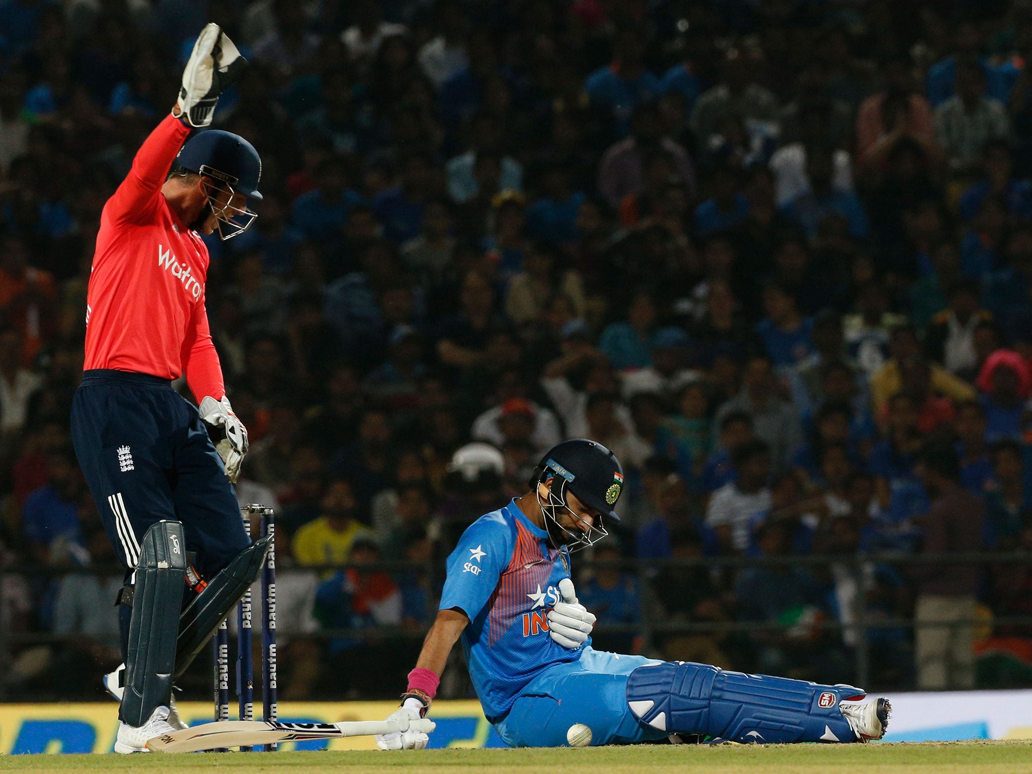 England appeal unsuccessfully against India's Yuvraj Singh in Sunday's match