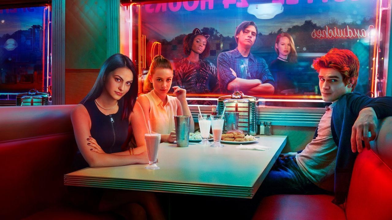 Netflix's new show 'Riverdale' has a 'Twin Peaks'-esque edge to it