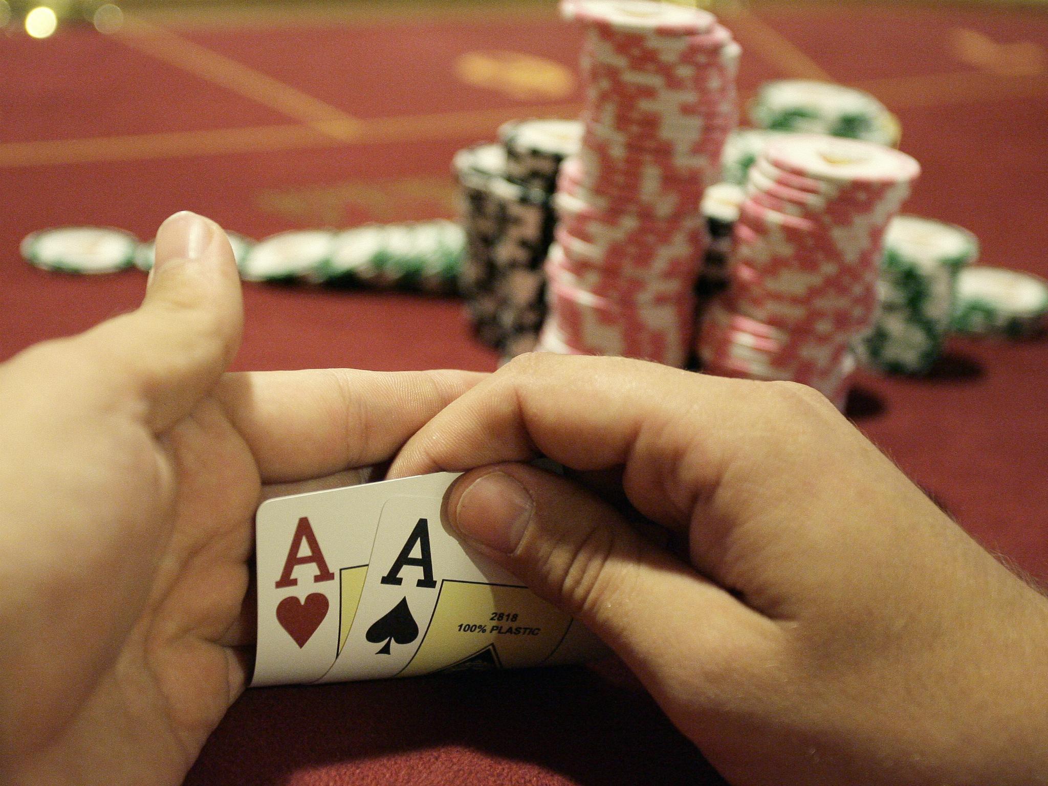 Inteligência artificial derrota melhores jogadores de pôquer do mundo