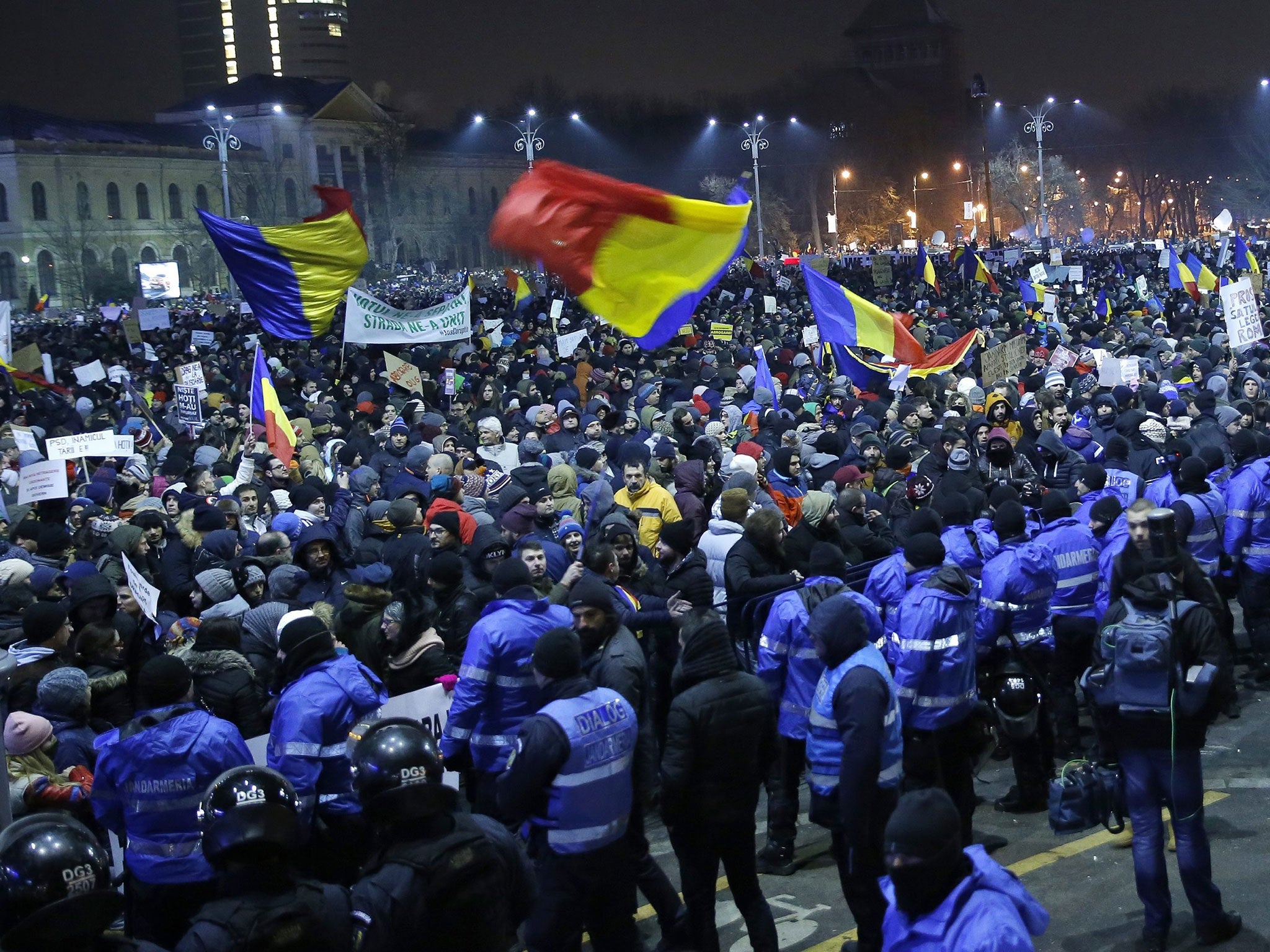 &#13;
Protesters rally in front of the government headquarters in Bucharest, Romania, 1 February, 2017 &#13;