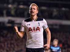 Kane penalty sees Tottenham close gap at the top