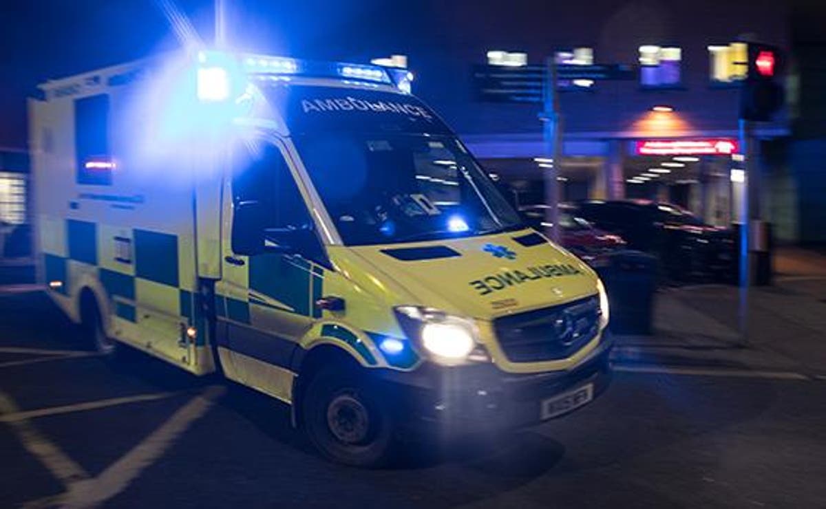 Thousands of 999 calls put on hold with record A&E waits as health ...