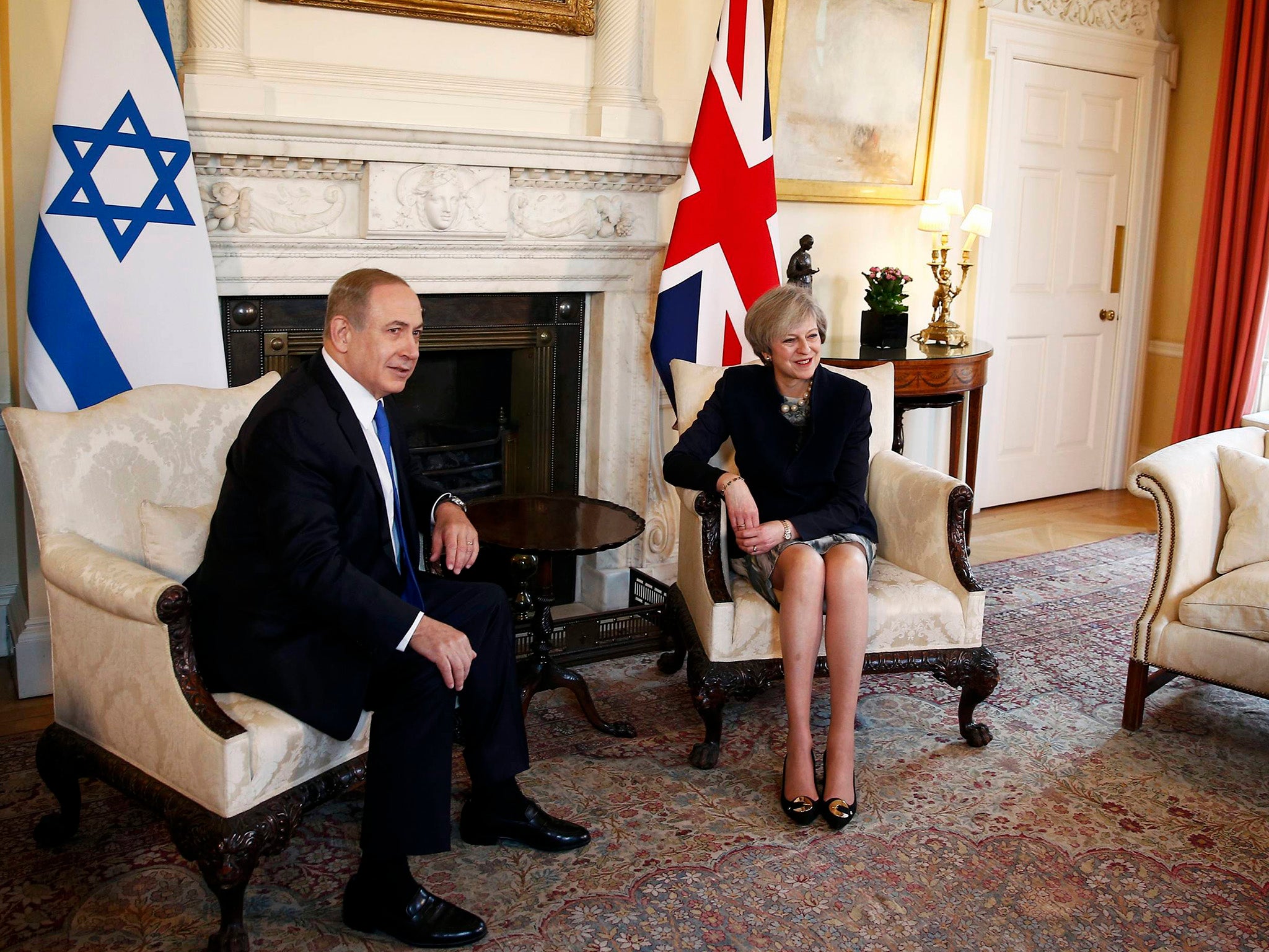 The Israeli Prime Minister and Theresa May at a meeting in London