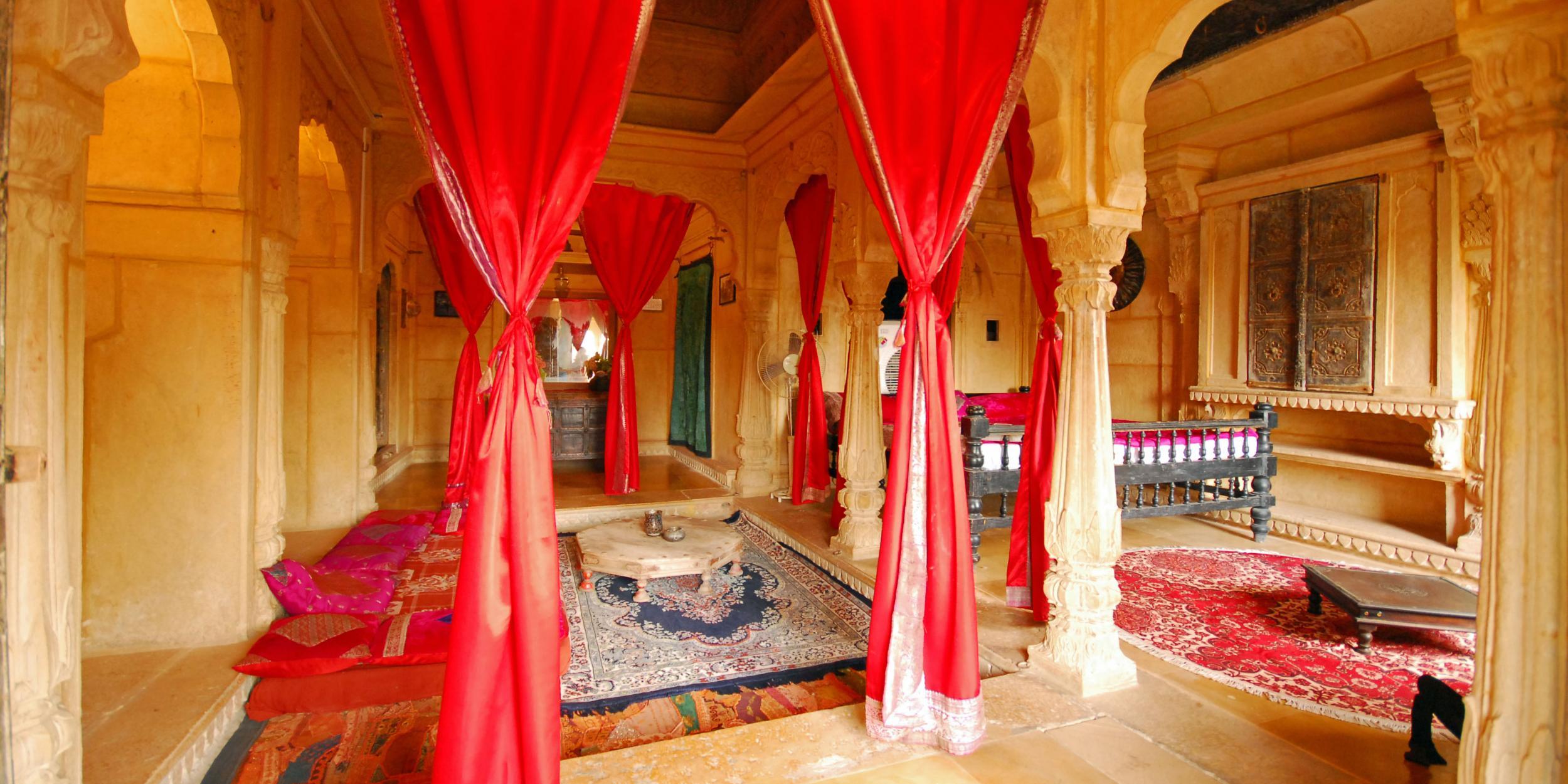 A romantic bedroom in Shreenath Palace