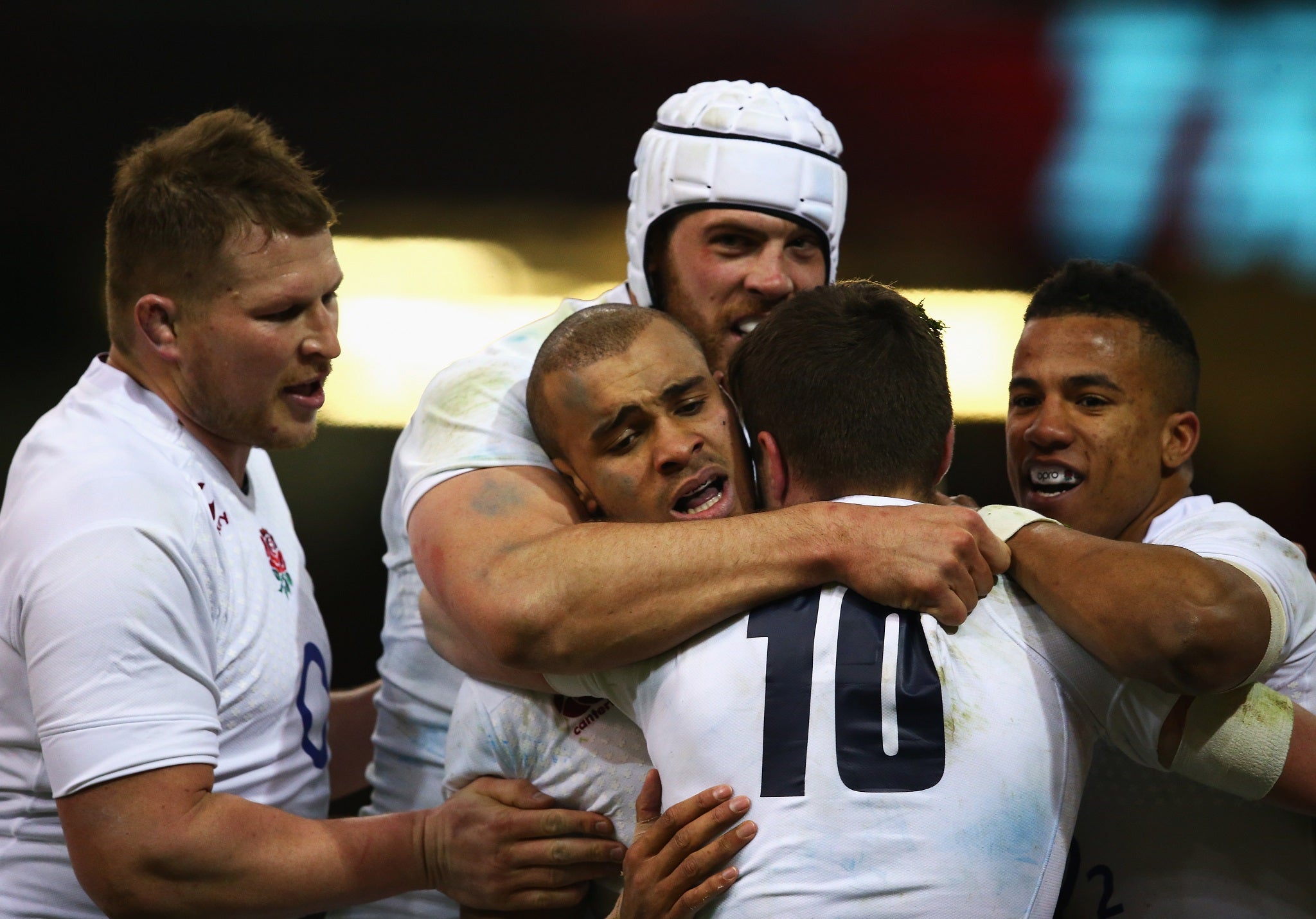 England silenced the Welsh crowd to win 25-21 in 2015