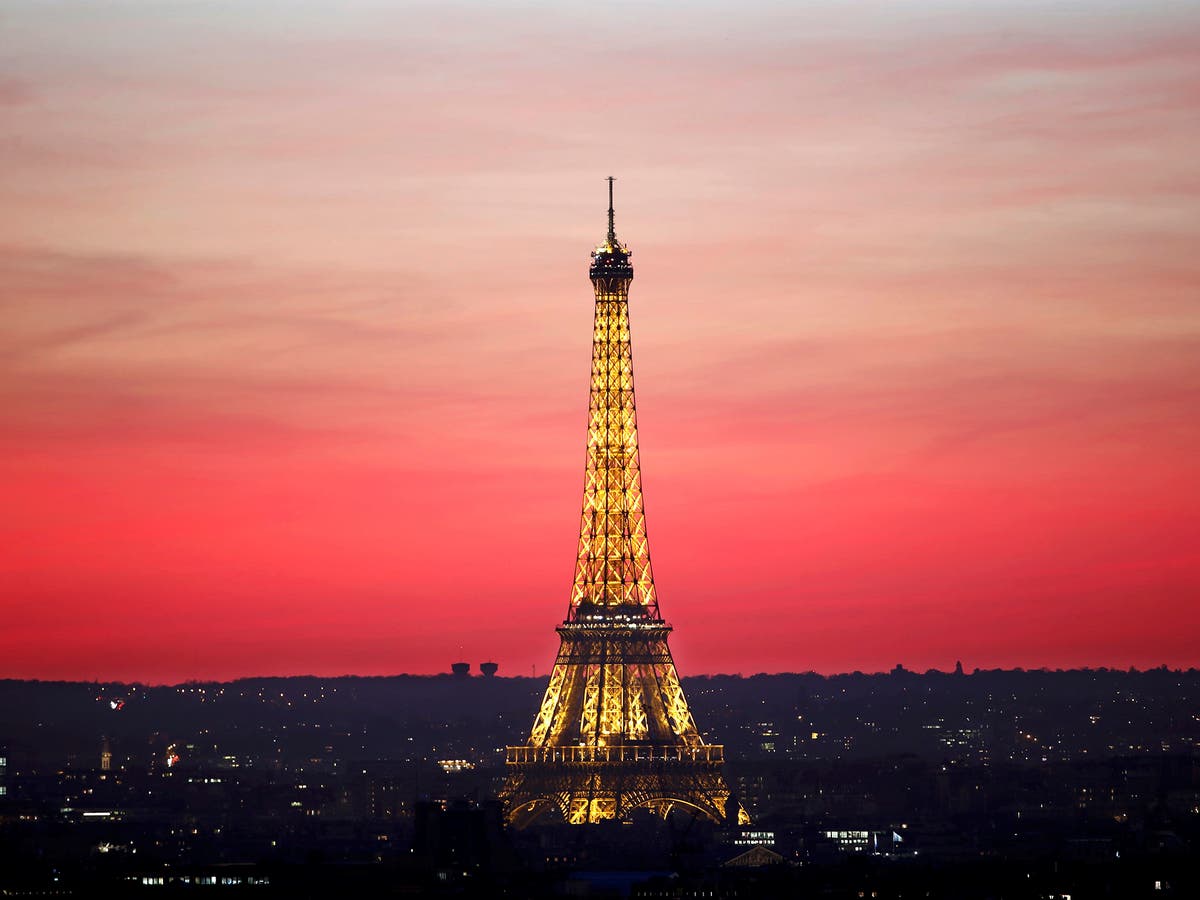 The eiffel tower. Телевышка Парижа. Эйфелева башня. Достопримечательности Франции. Париж город.