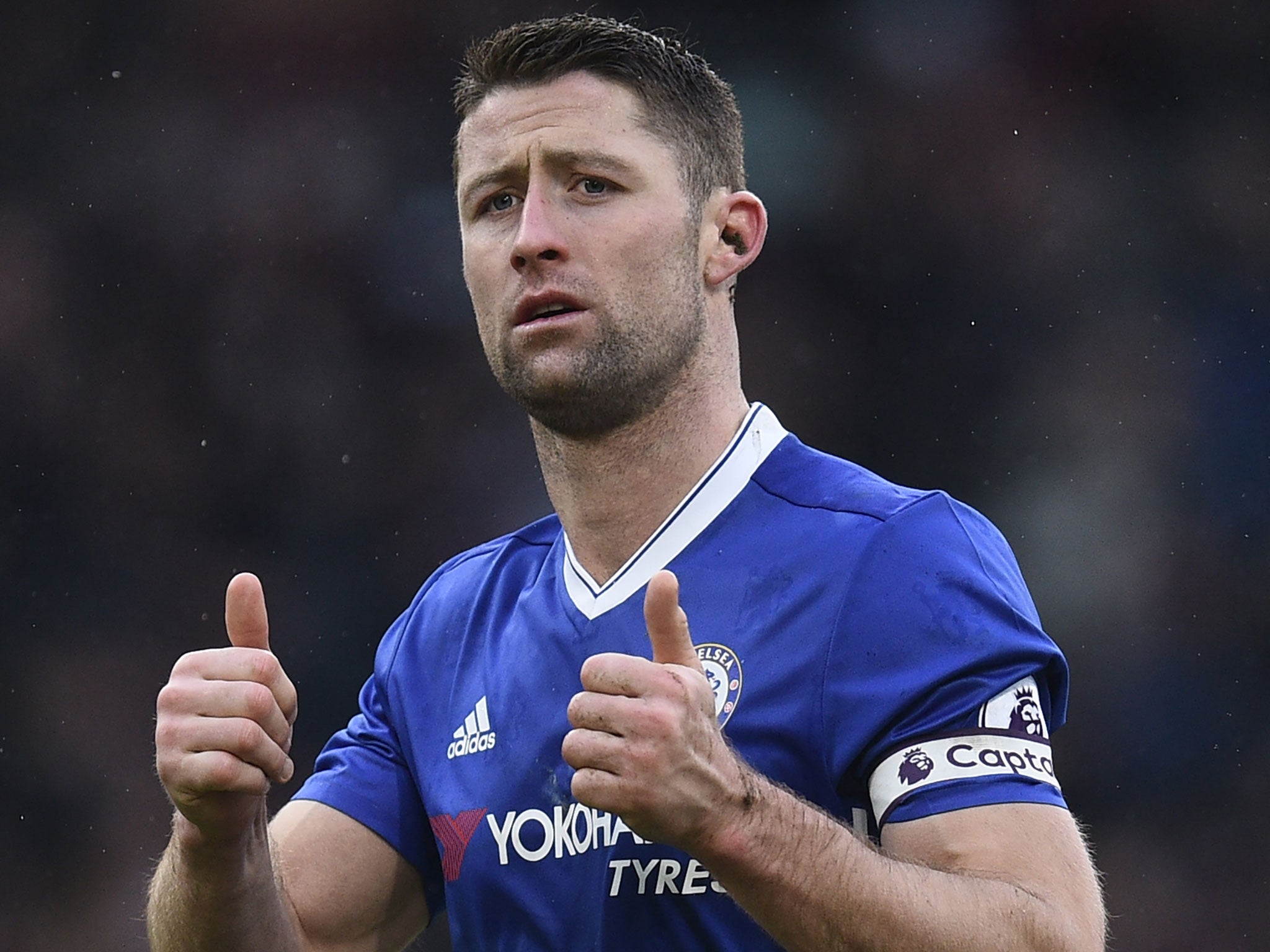 Gary Cahill believes Chelsea are edging towards winning the Premier League title
