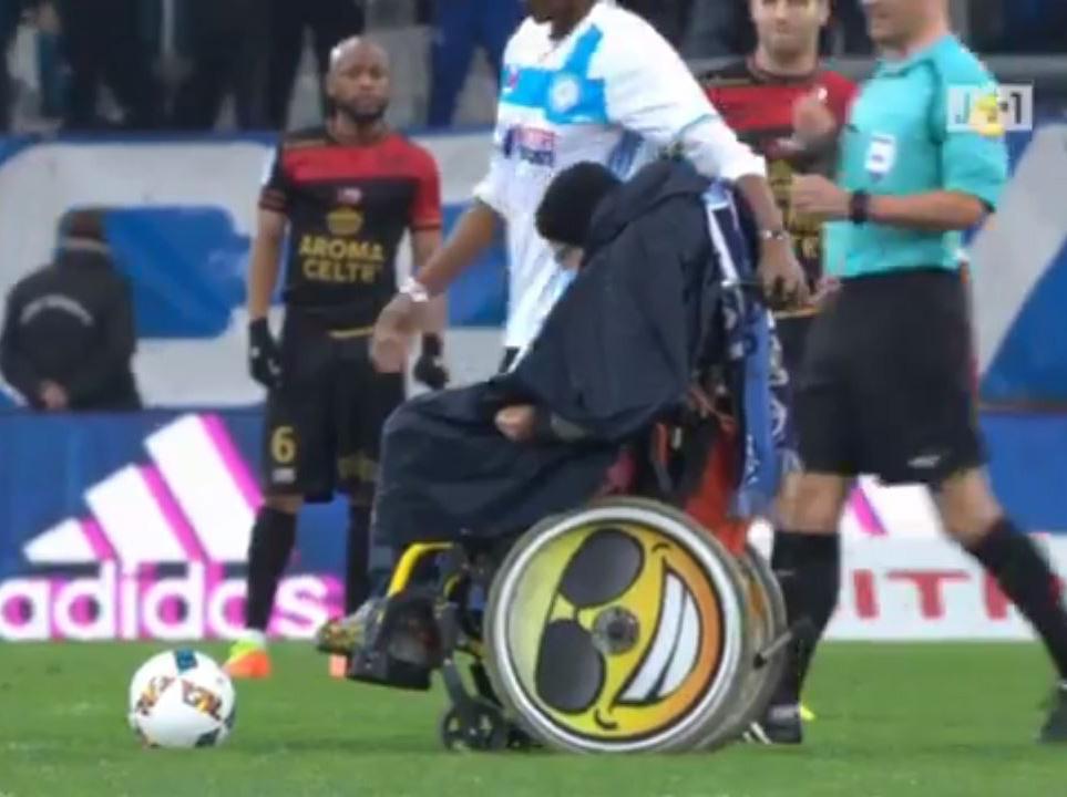 Cazarre compared the disabled Marseille fan to injury-plagued midfielder Abou Diaby