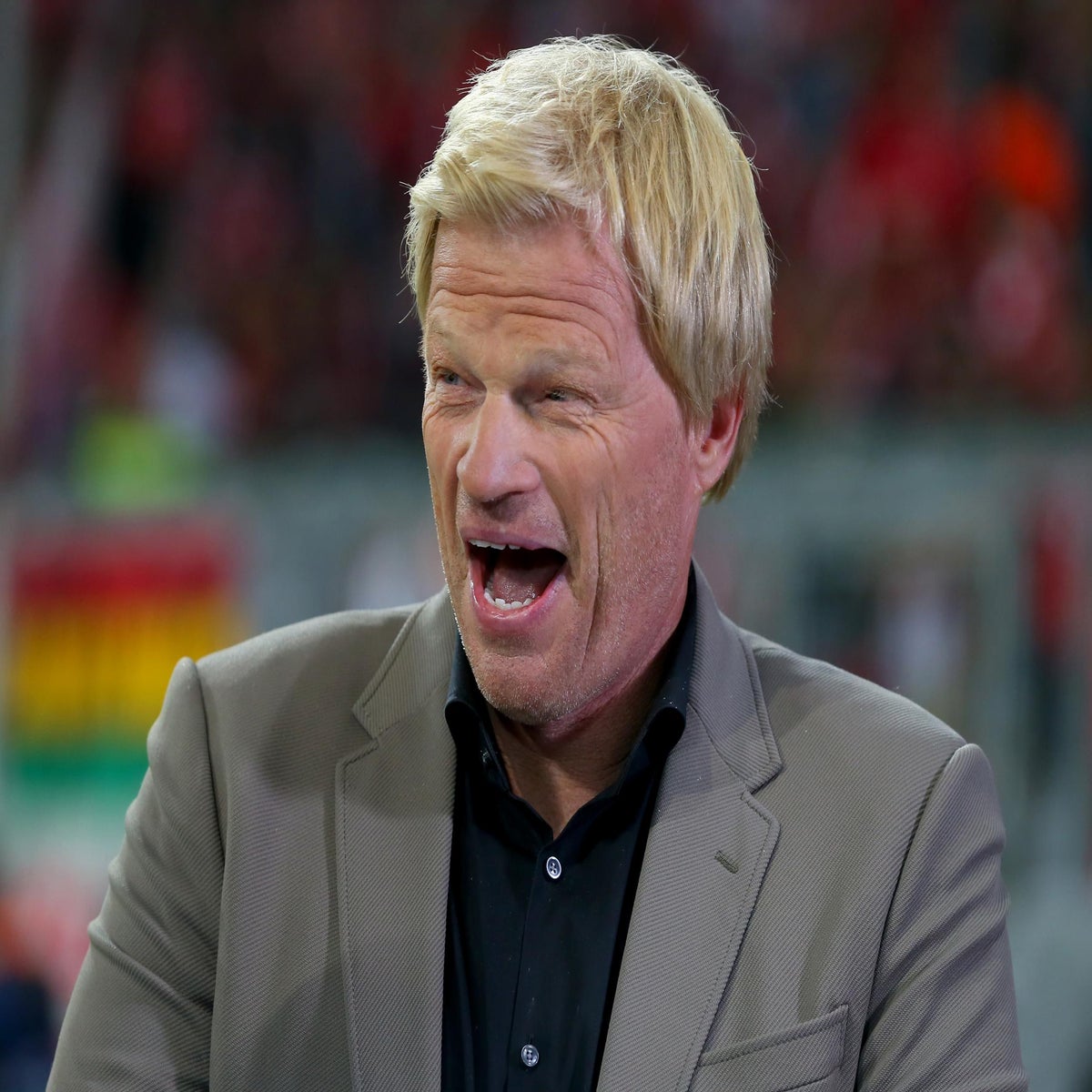 Oliver Kahn - A really bitter and disappointing evening for us and all our  fans! Our players gave everything and always believed they could make it  through. We didn't lose this tie