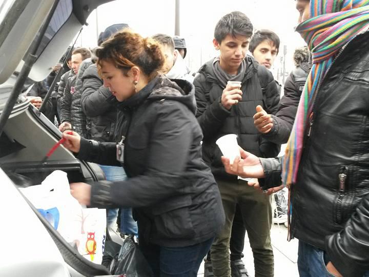 Volunteers had been regularly distributing food to refugees queuing outside the reception centre in Porte de La Chapelle, but were told on Thursday to move from the area before being ordered to pay two fines