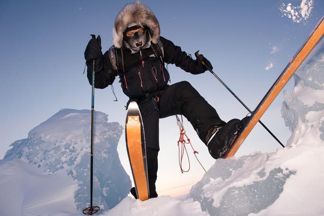 Ben Saunders achieved the first solo skiing expedition to the North Pole in 2004