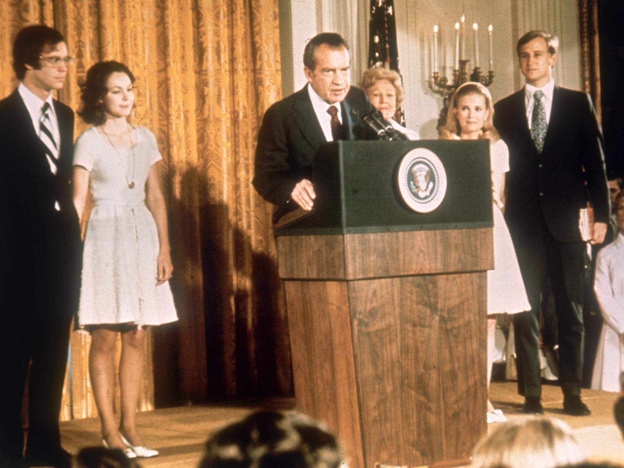 Nixon at the White House with his family after his resignation, on 9?August 1974