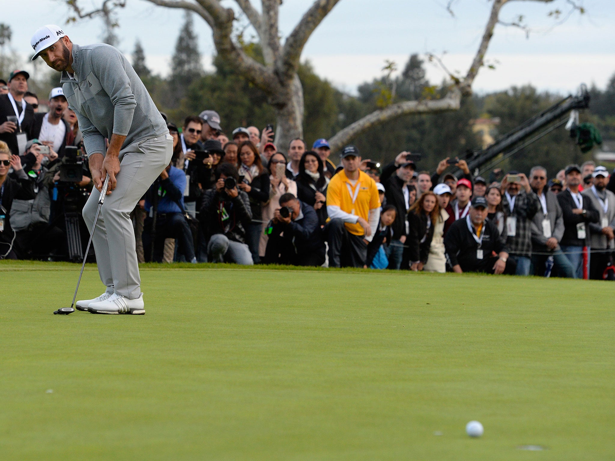 Johnson overtakes Jason Day to reach the top of the rankings for the first time in his career