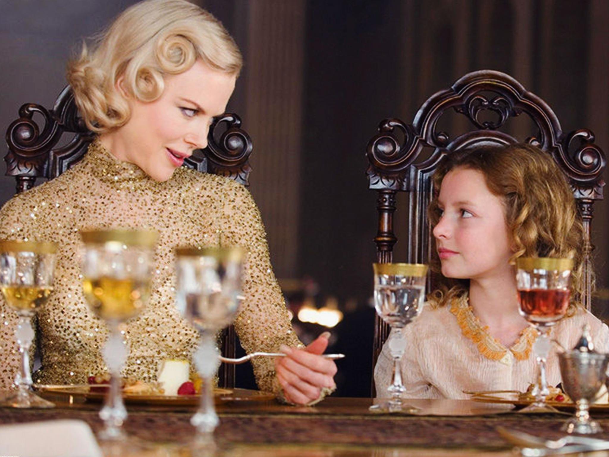 Nicole Kidman as Mrs Coulter and Dakota Blue Richards as Lyra in 'The Golden Compass', an adaptation of Pullman's 'Northern Lights'