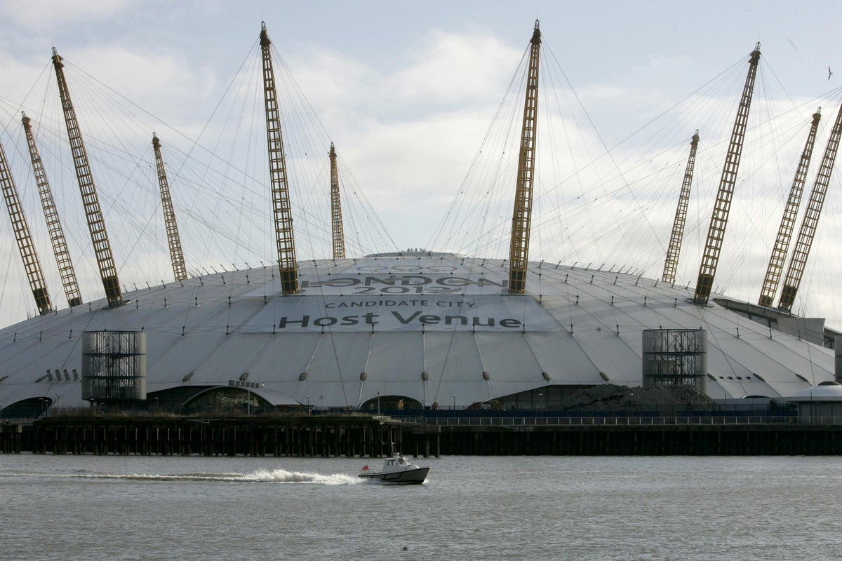 London’s O2 Arena signs deal with AEG to keep its name for at least ...