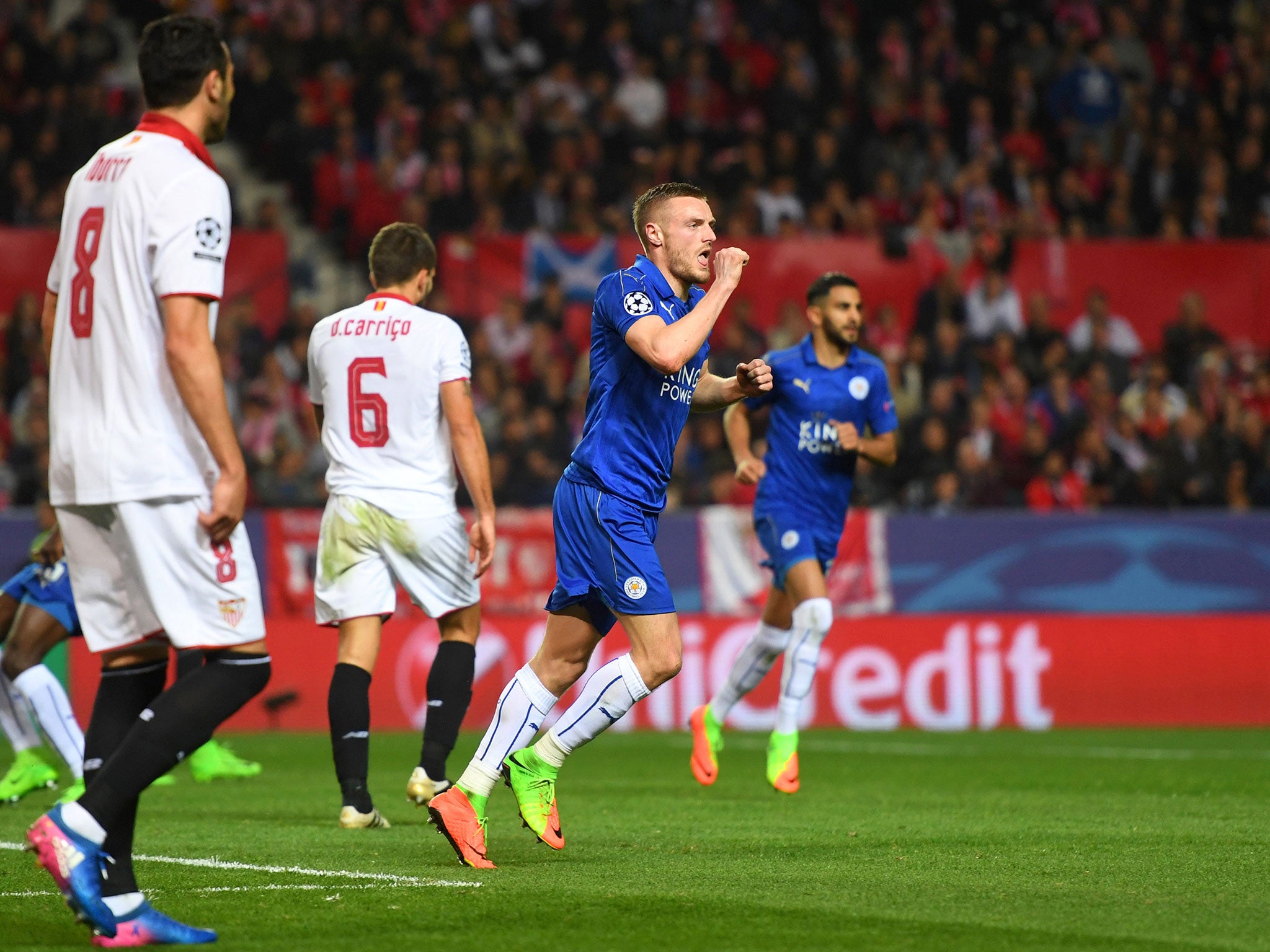
Jamie Vardy celebrates after scoring Leicester's vital away goal at Sevilla 