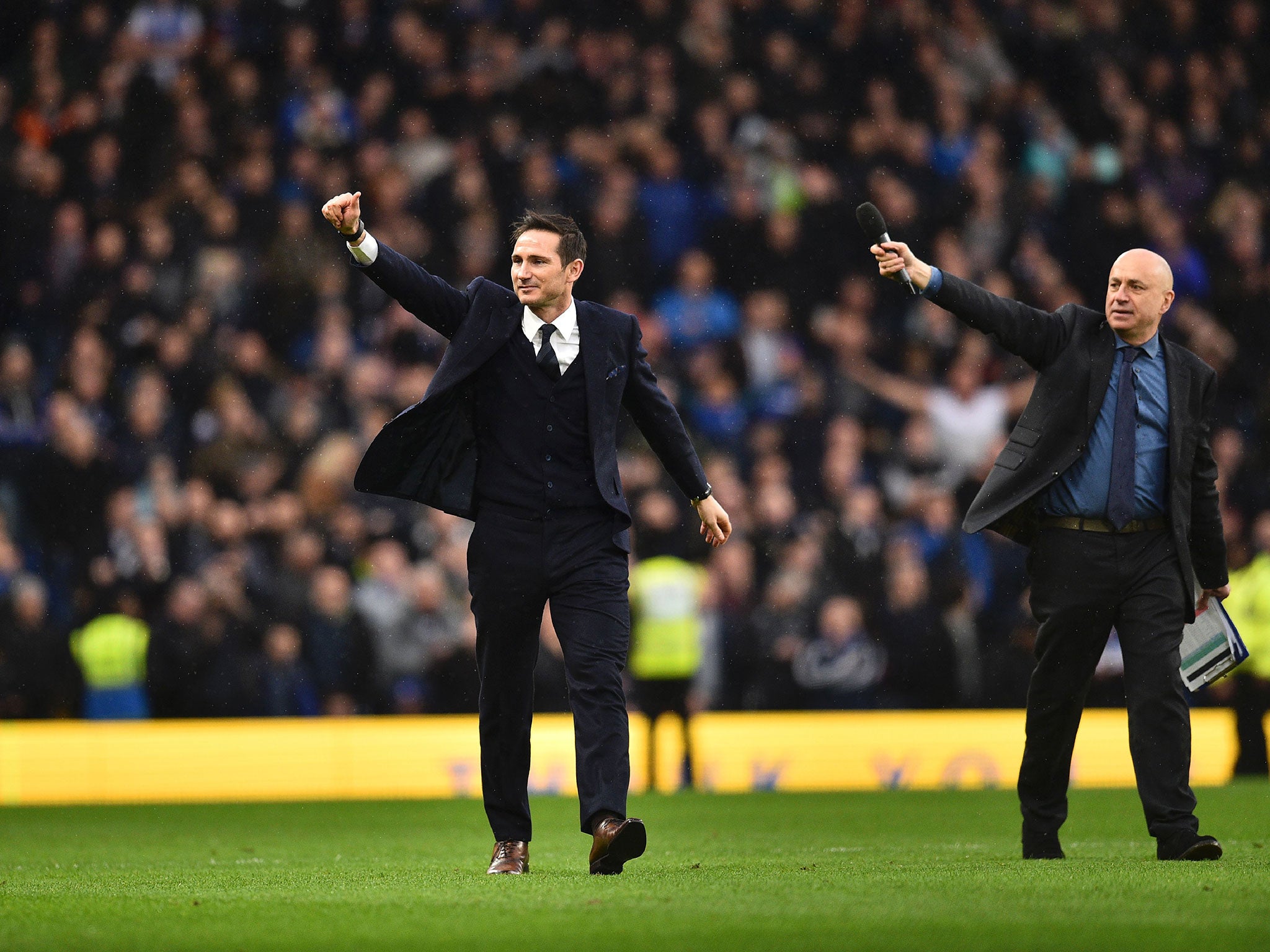 Frank Lampard receives applause from Stamford Bridge during half-time