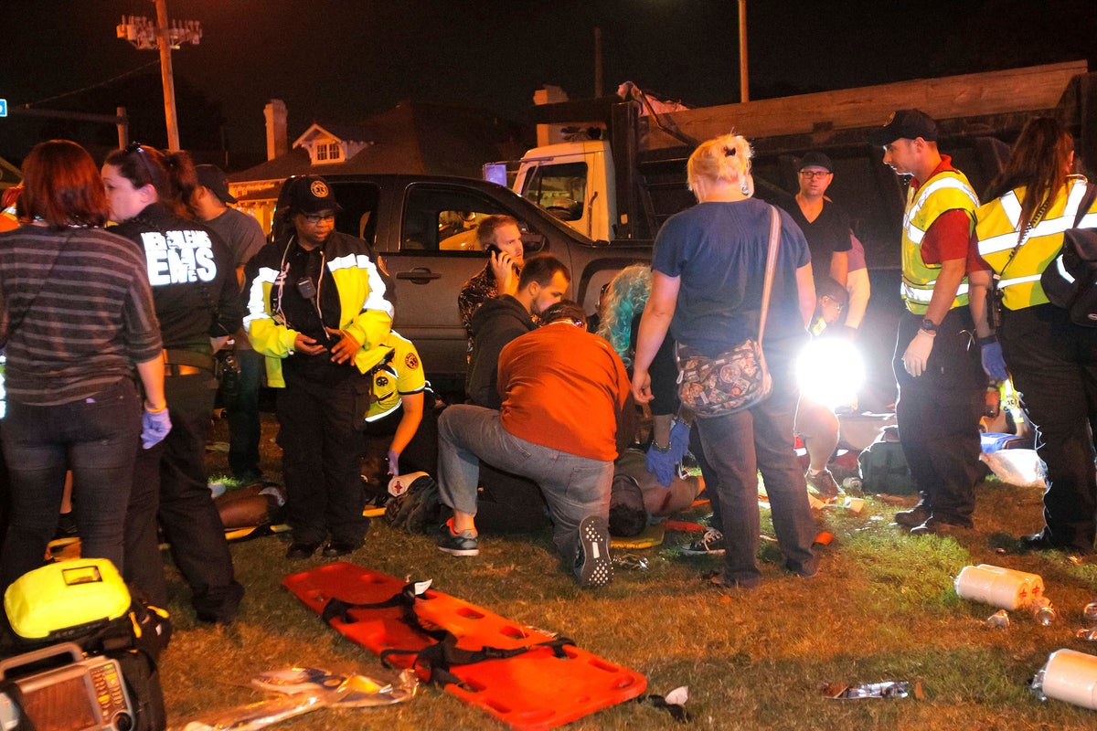 Dozens injured as car ploughs into New Orleans parade crowd | The ...