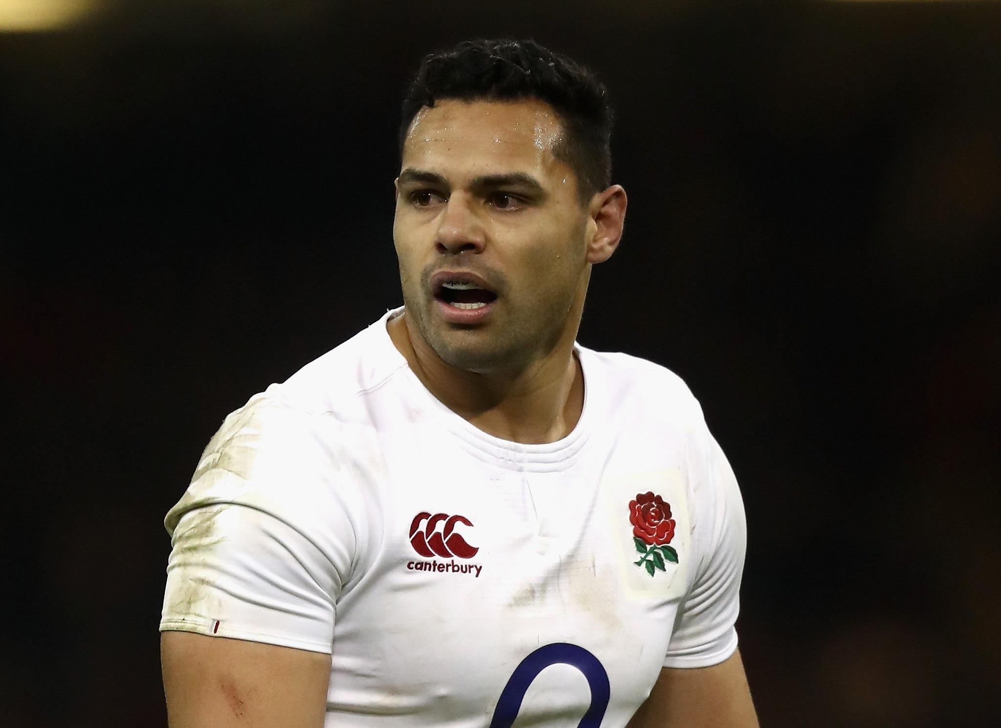 When he got the chance to run with the ball he was impressive, taking a crash ball through the line and bagging his second try as the game began to unravel. Showed some nice offloads and also effective in the tackle.