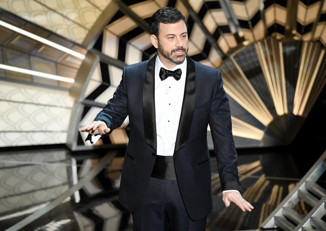 Jimmy Kimmel Addresses Claims That He S Behind Dennis Quaid S On Set Tantrum Ew Com